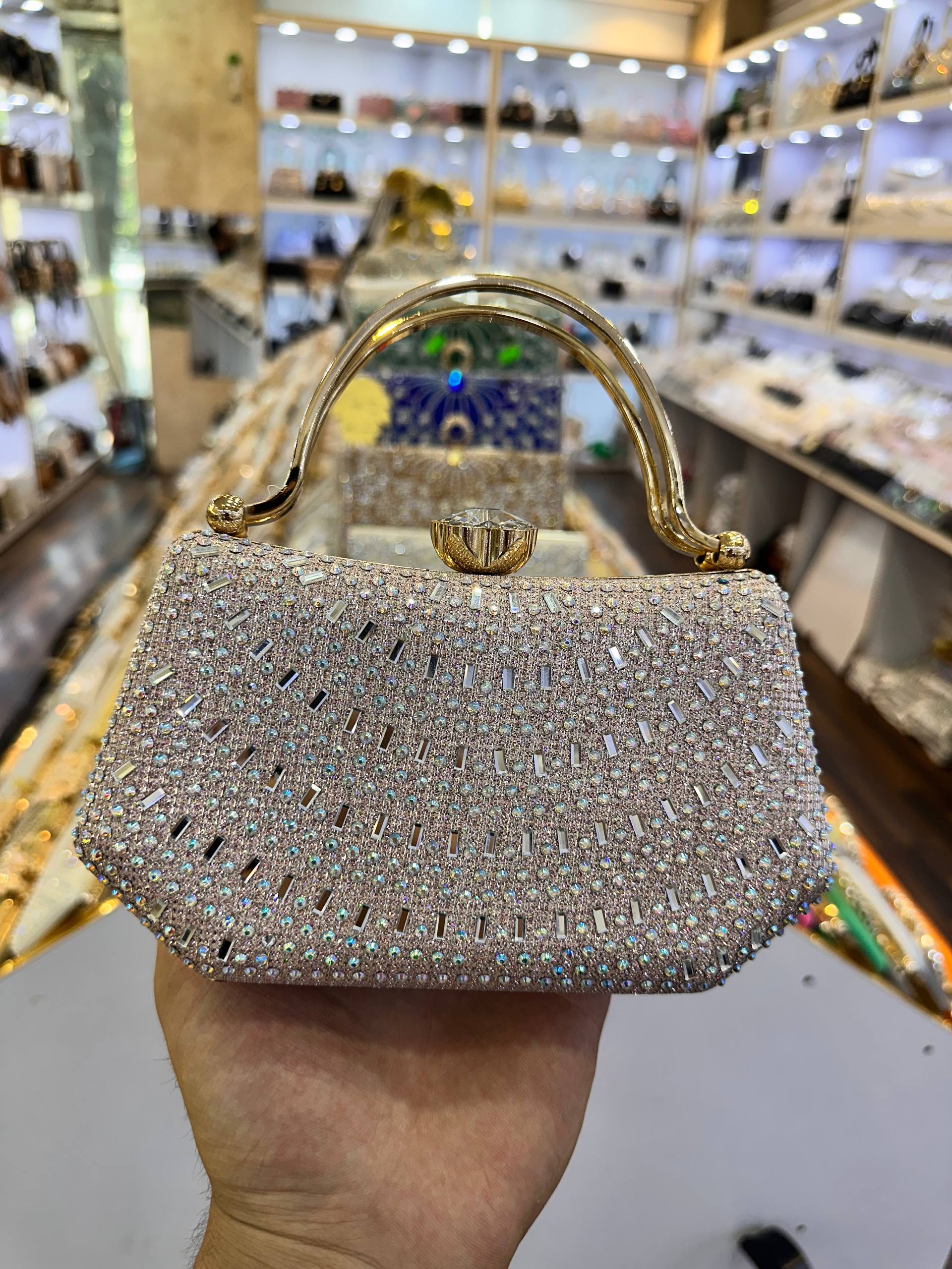 کیف مجلسی زنانه نگیندار کد ۰۸۸۷۴